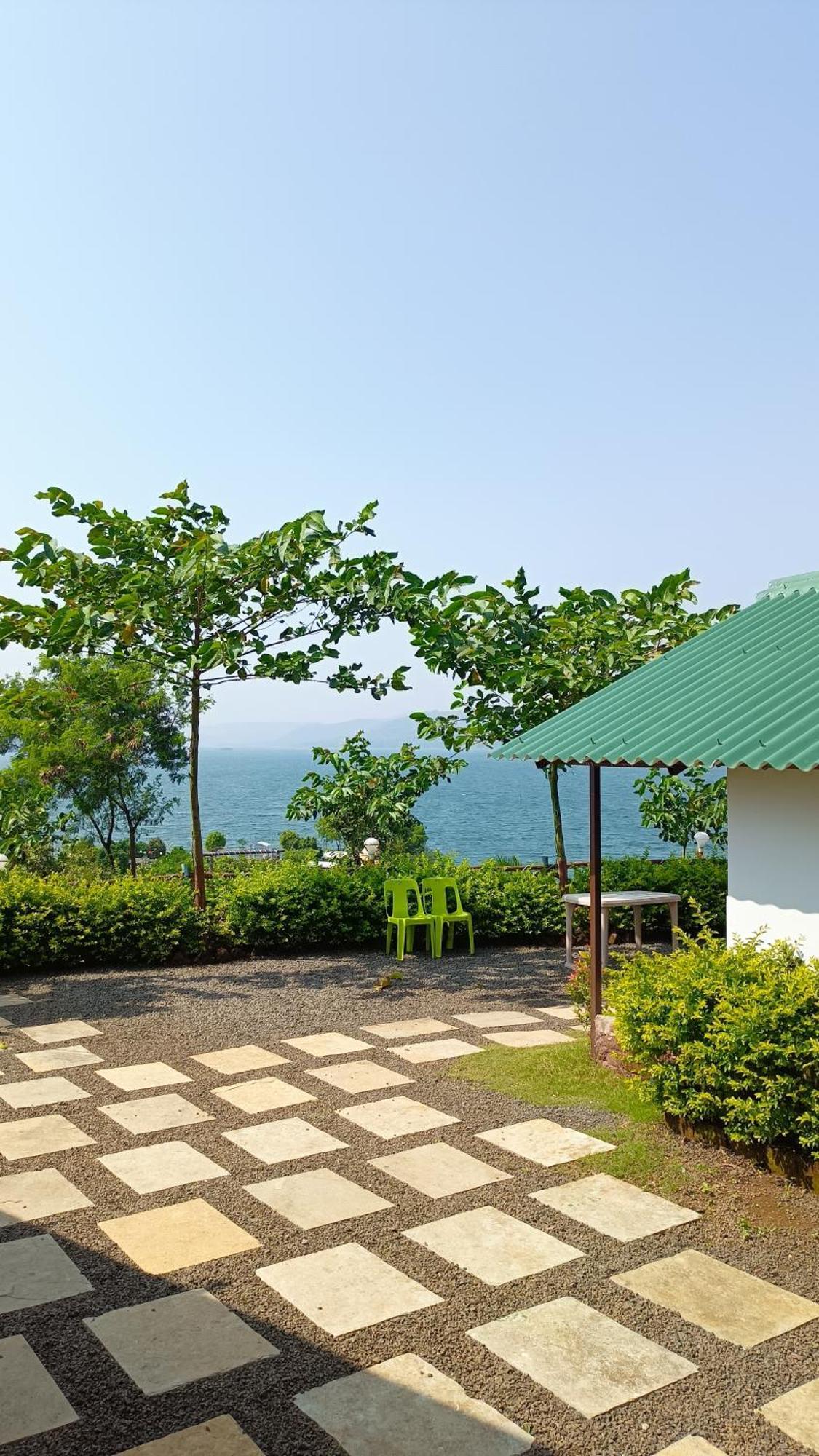 Shelby Pawana Lake Cottages & Camping Tents Lonavala Eksteriør billede